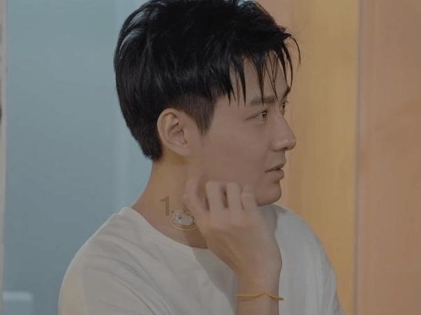 夏日时尚的爱丽